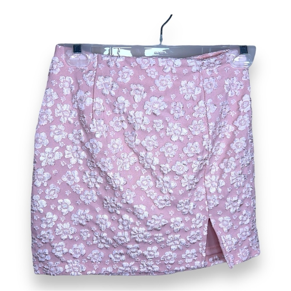 SIZE 0 WILD FABLE PASTEL PINK WHITE FLORAL MINI SKIRT Y2K STYLE BARBIECORE